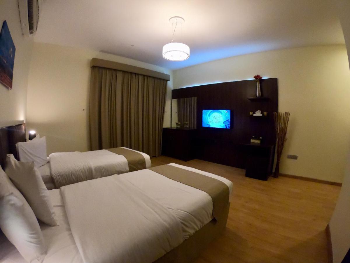 Weekend & Hotel 3*
