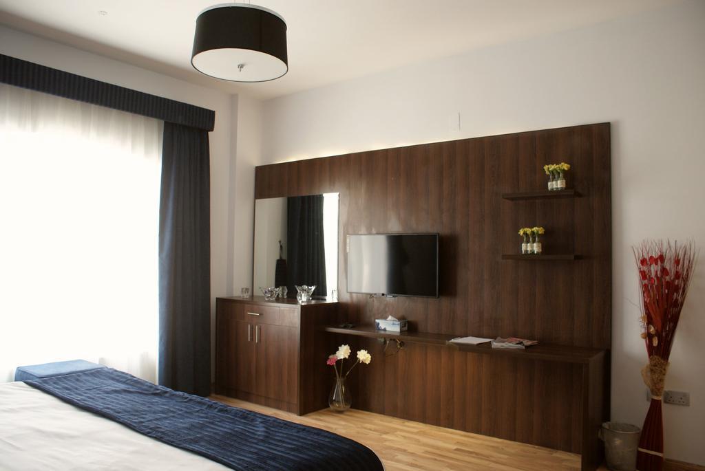Hotel Weekend & Maskat